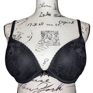 VICTORIA’S SECRET Body by Victoria Black Lace Push Up Padded Bra Size 34D